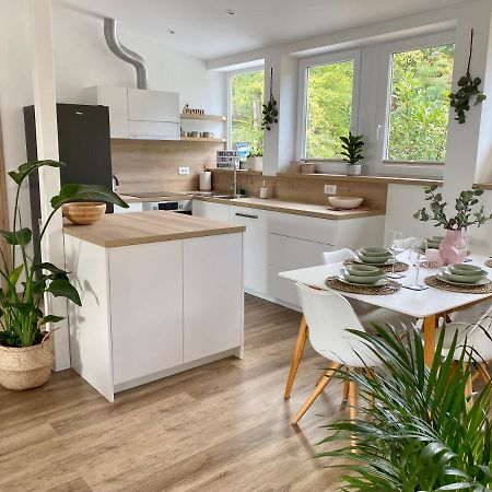 Sunny Oak Estate Leilighet Mengeš Eksteriør bilde