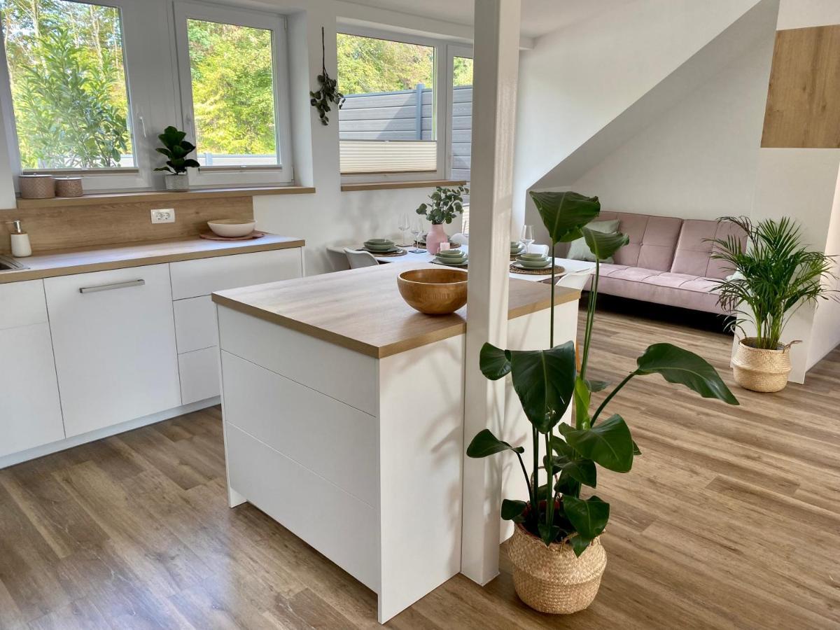 Sunny Oak Estate Leilighet Mengeš Eksteriør bilde