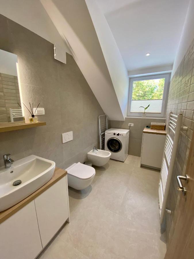 Sunny Oak Estate Leilighet Mengeš Eksteriør bilde