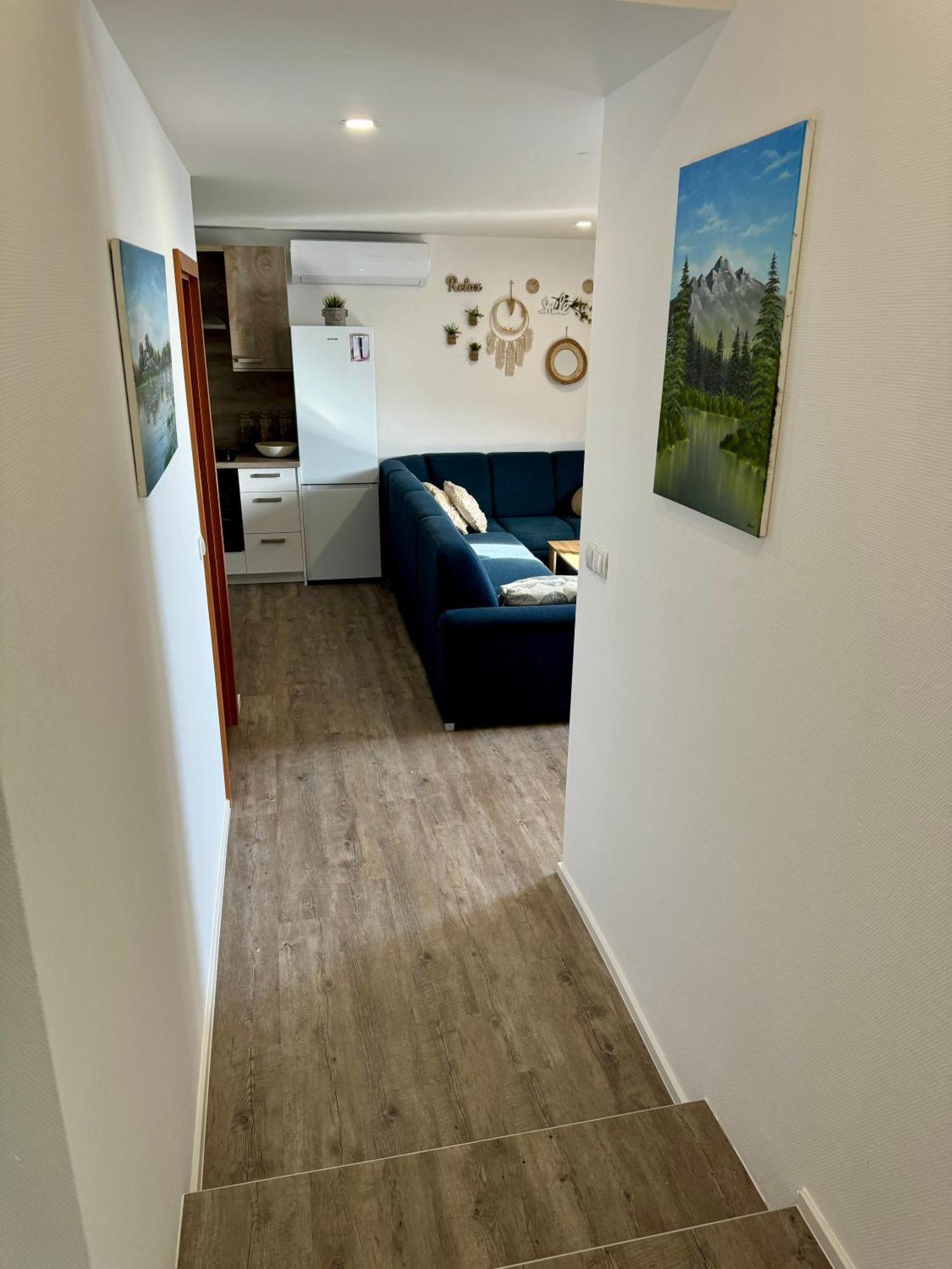 Sunny Oak Estate Leilighet Mengeš Eksteriør bilde